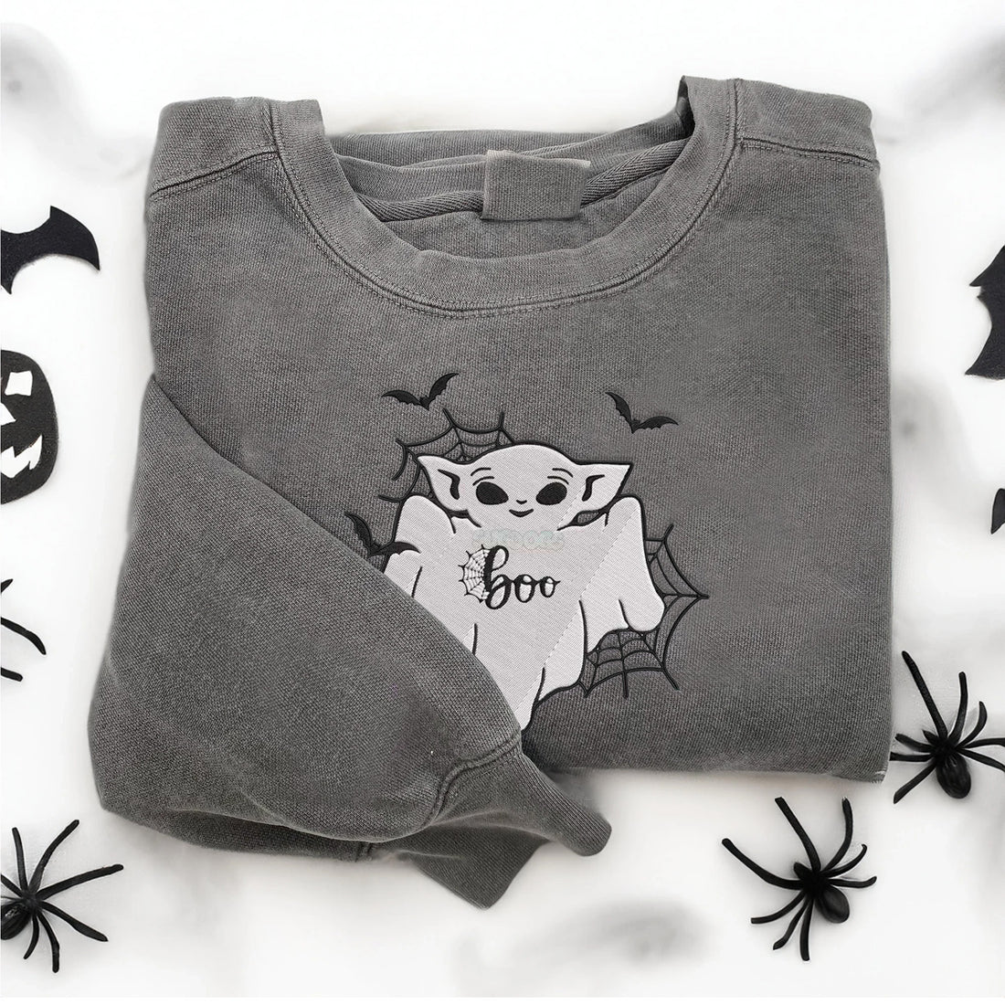 Boo Cartoon Ghost Character Halloween Embroidery Sweatshirt, Halloween Embroidery Sweatshirt HLW_M1242