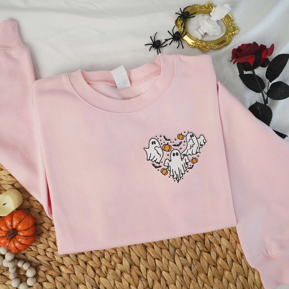 Three Ghosts Embroidery Sweatshirt, Halloween Embroidery Sweatshirt HLW_M175