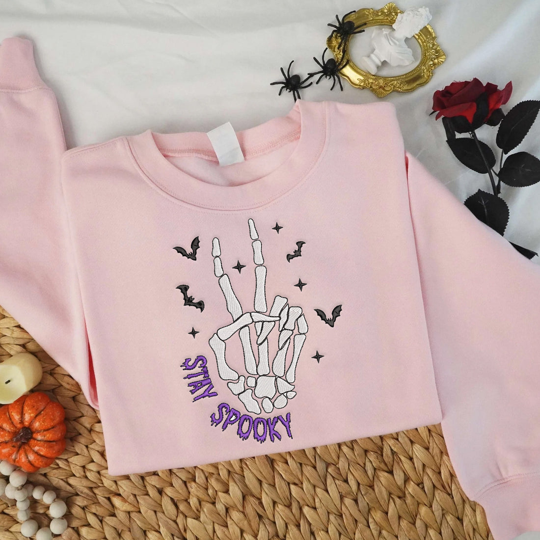 Hi Skeleton Embroidery Sweatshirt, Halloween Embroidery Sweatshirt HLW_M239