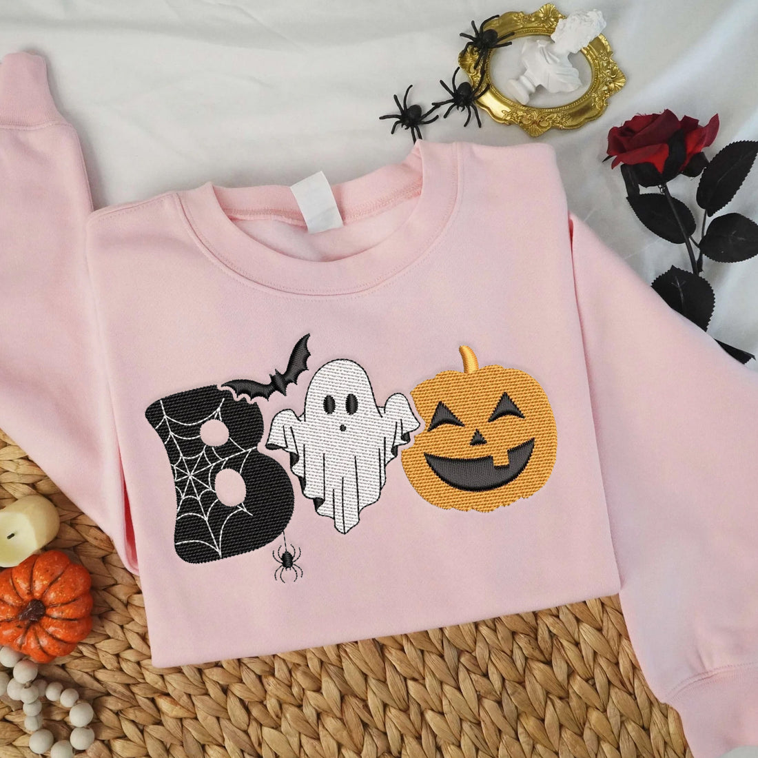 Scary Ghost Boo Embroidery Sweatshirt, Halloween Embroidery Sweatshirt HLW_M178