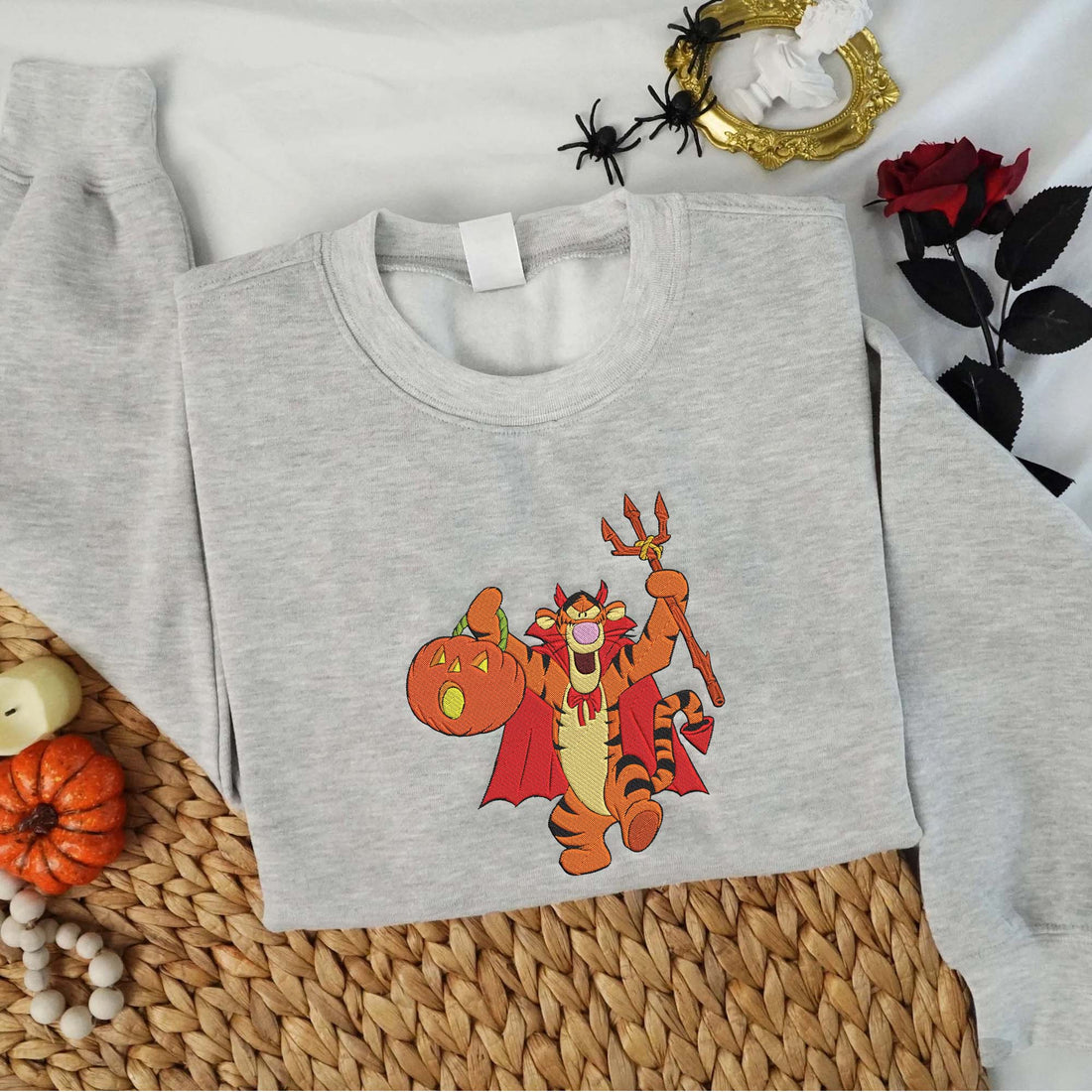 Tiger Carry Pumkin and Trident Sweatshirt, Halloween Embroidery Sweatshirt HLW_M990