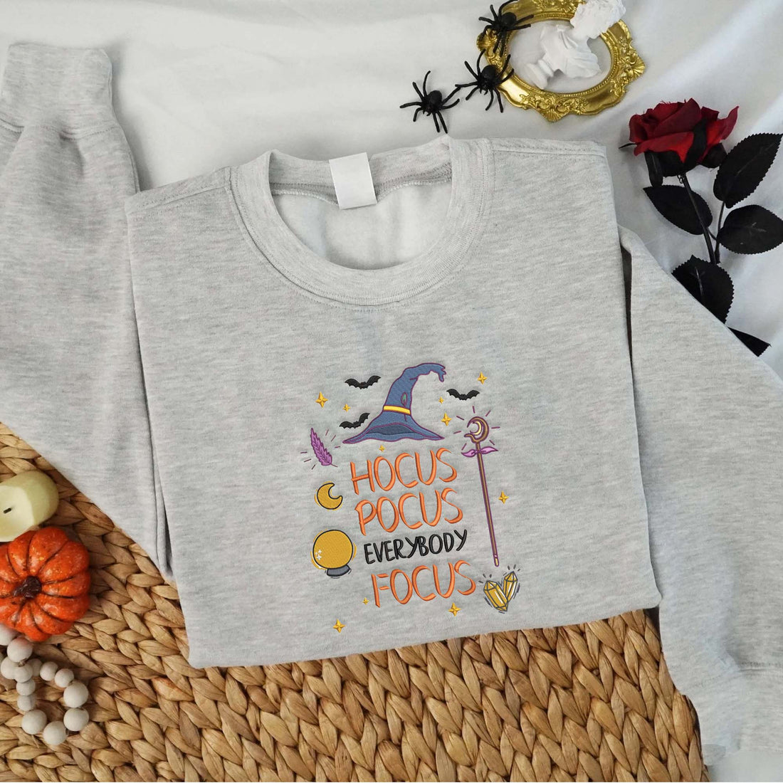 Everybody Focus Halloween Embroidery Sweatshirt, Halloween Embroidery Sweatshirt HLW_M781