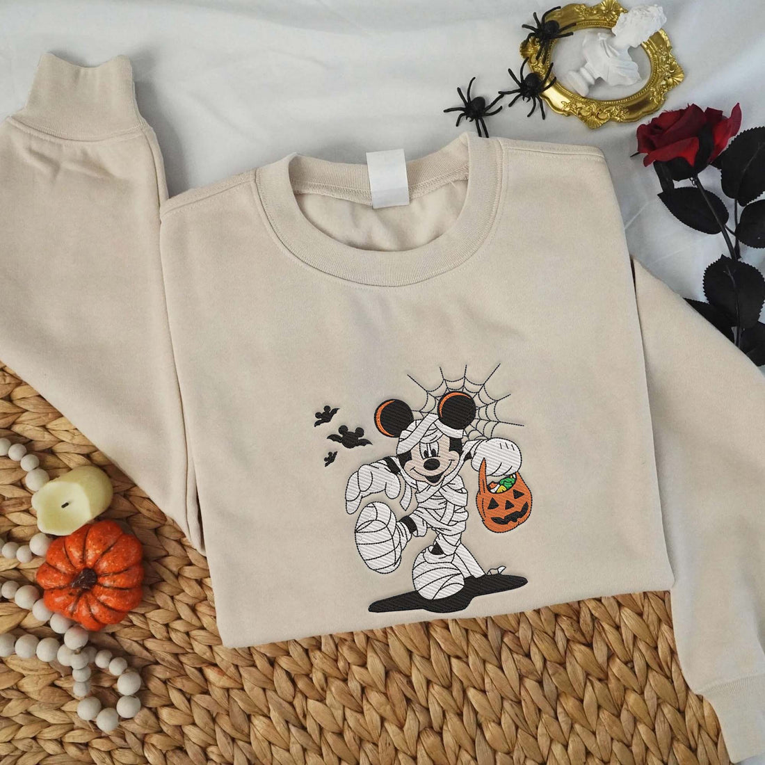 Mouse Bandage Carry Pumpkin Character Halloween Sweatshirt, Halloween Embroidery Sweatshirt HLW_M1034