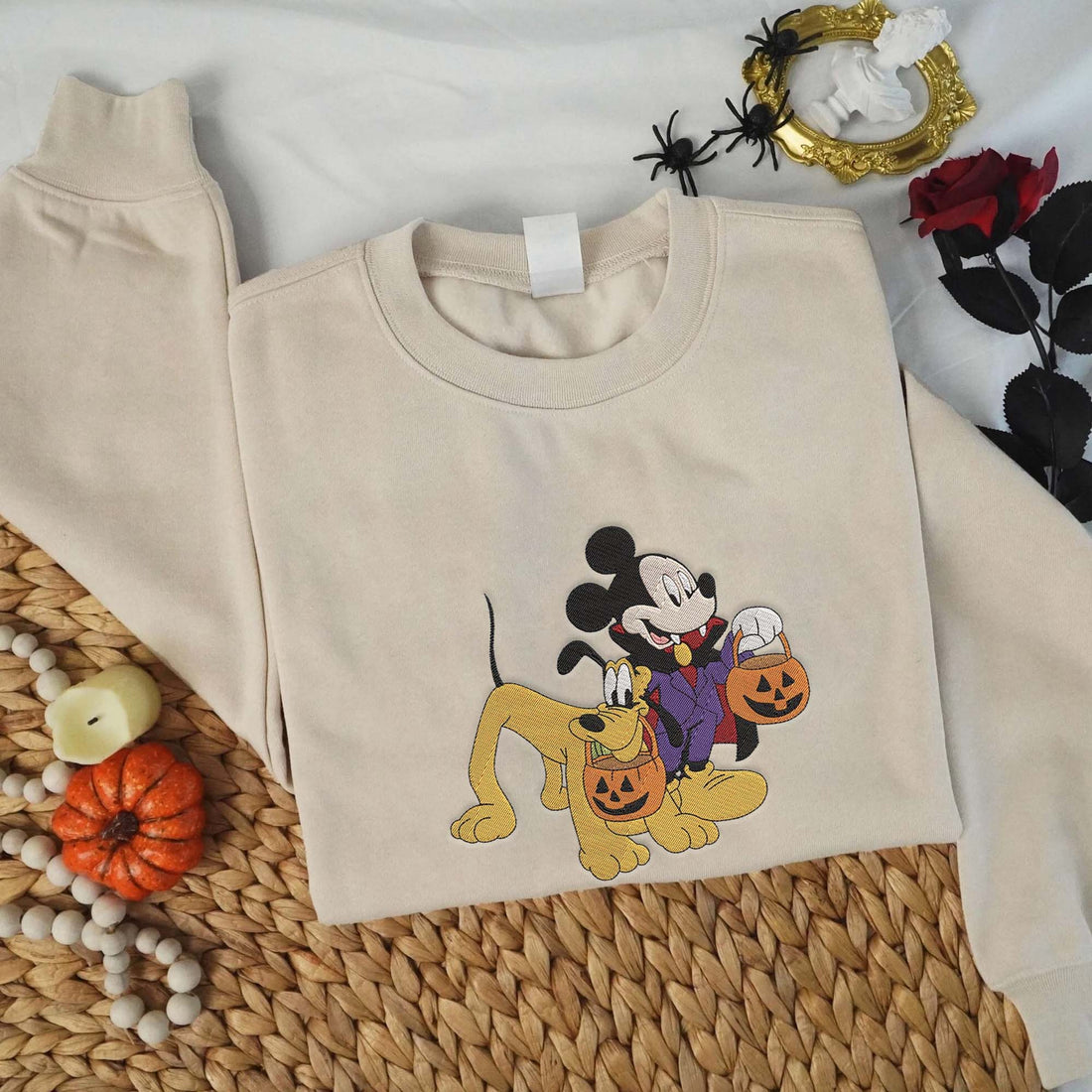 Dog And Mouse Halloween Embroidery Sweatshirt, Halloween Embroidery Sweatshirt HLW_M1012