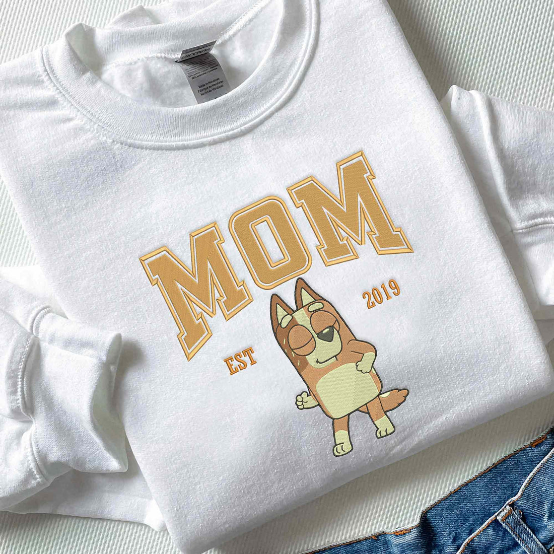 Cute Blue Dog Mom Embroidery Sweatshirt, Custom Kids Name on Sleeve Sweatshirt B_M46