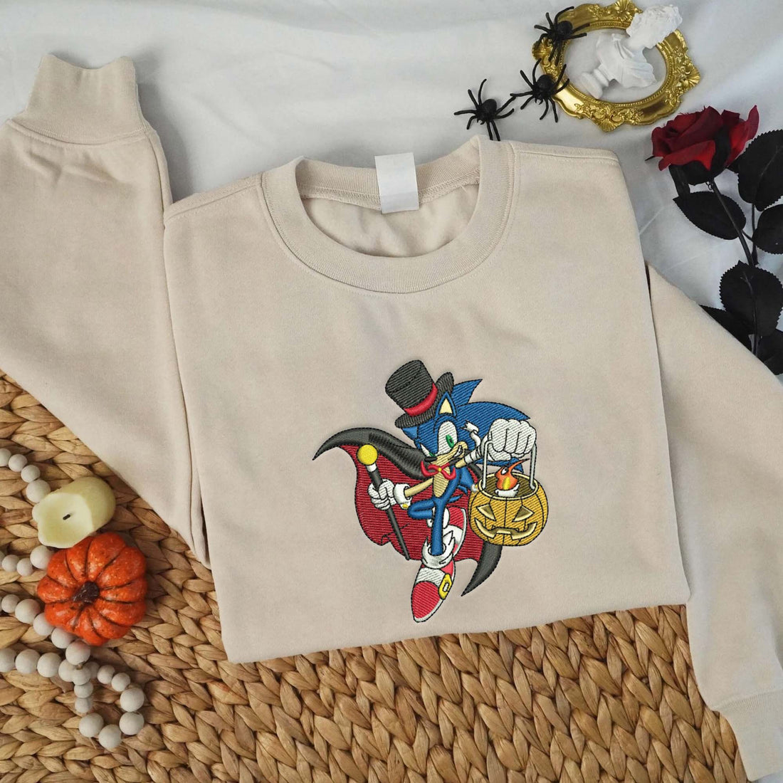 Blue Cartoon Character Carry Pumpkin Halloween Embroidery Sweatshirt, Halloween Embroidery Sweatshirt HLW_M880