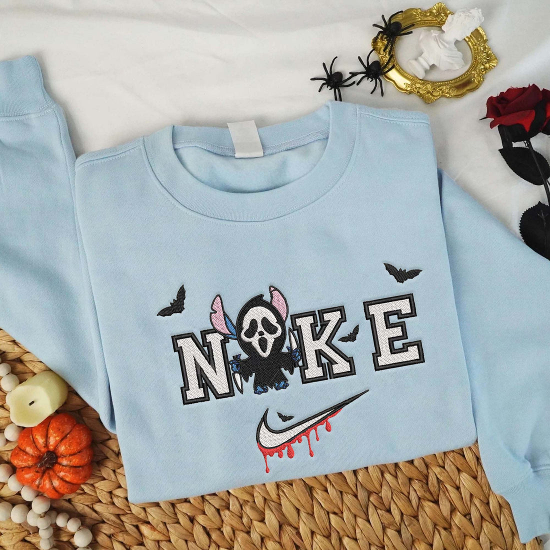N Cartoon Character Ghost Hallloween Sweatshirt, Halloween Embroidery Sweatshirt HLW_M808