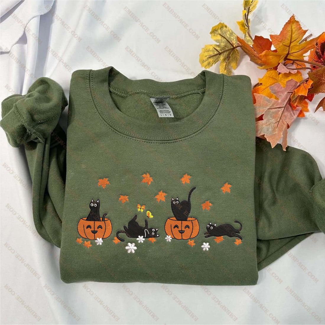 Embroidered Black Cat In Pumpkin Sweatshirt, Halloween Embroidery Sweatshirt HLW_M1748