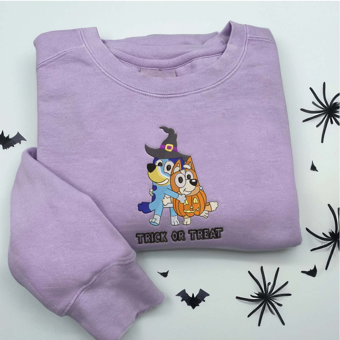 Blue Dog Trick or Treat Pumpkin Sweatshirt, Halloween Embroidery Sweatshirt HLW_M262