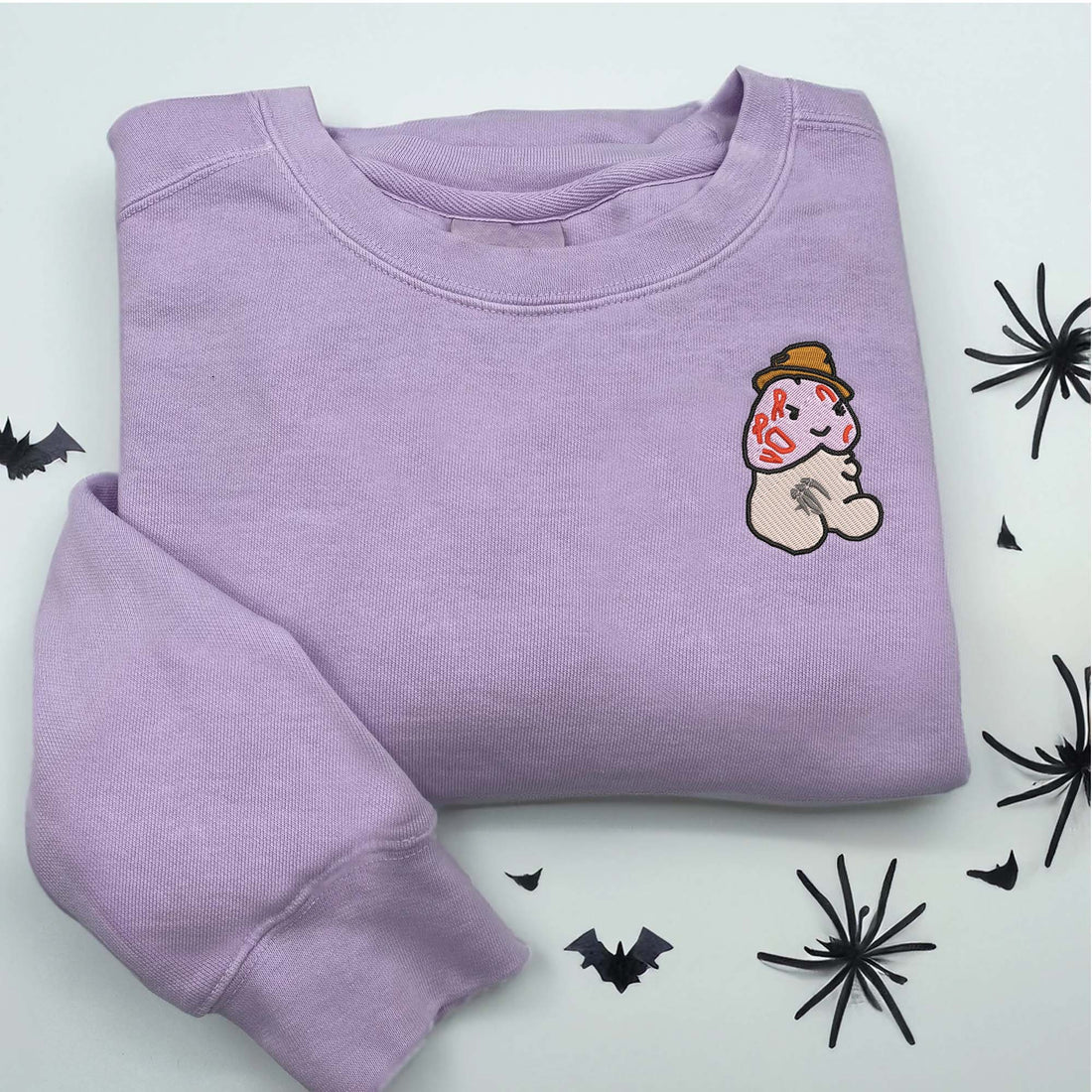 A Bad Dream On Elm Street Weenie Sweatshirt, Halloween Embroidery Sweatshirt HLW_M219