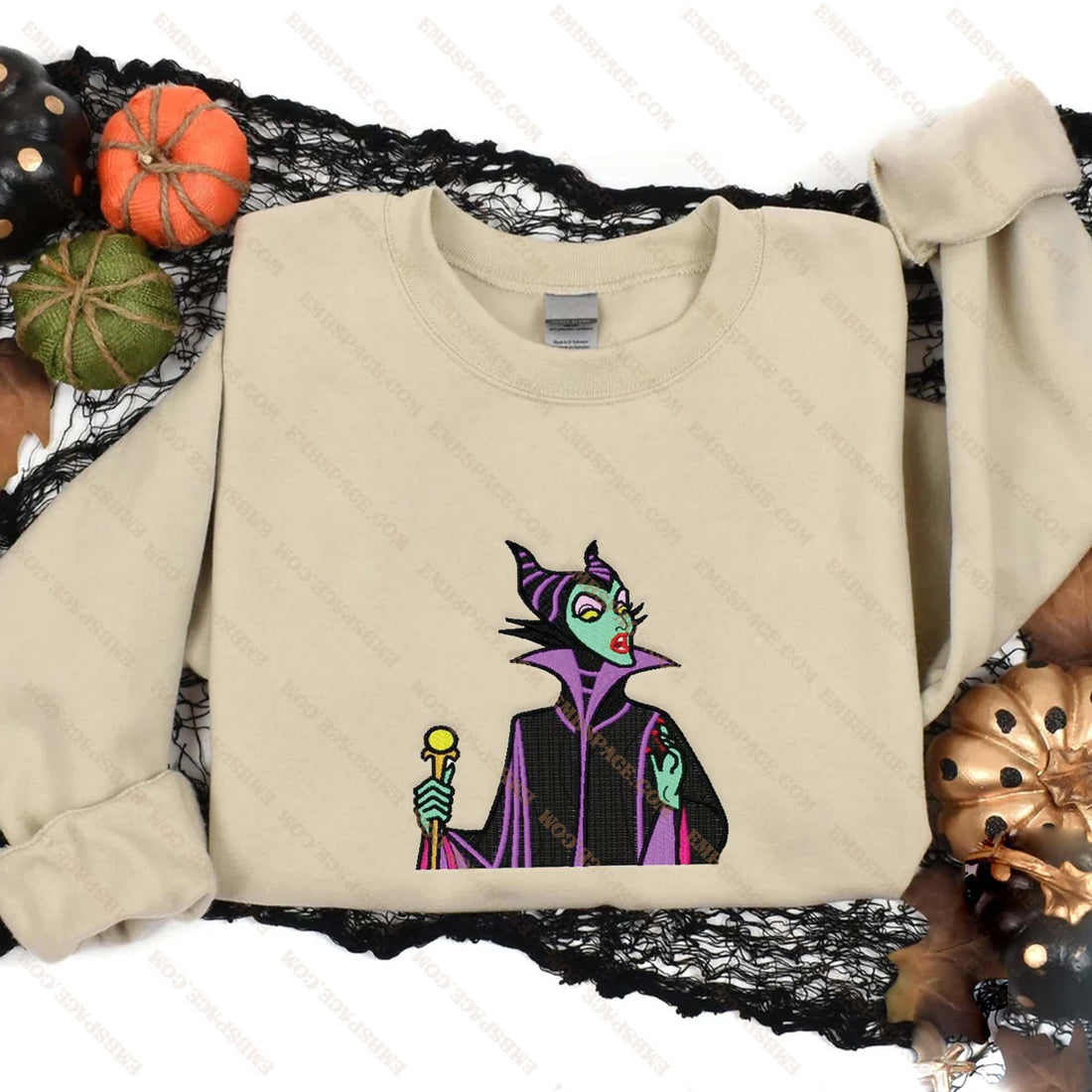 Evil Queen Halloween Embroidery Sweatshirt, Halloween Embroidery Sweatshirt HLW_M2125