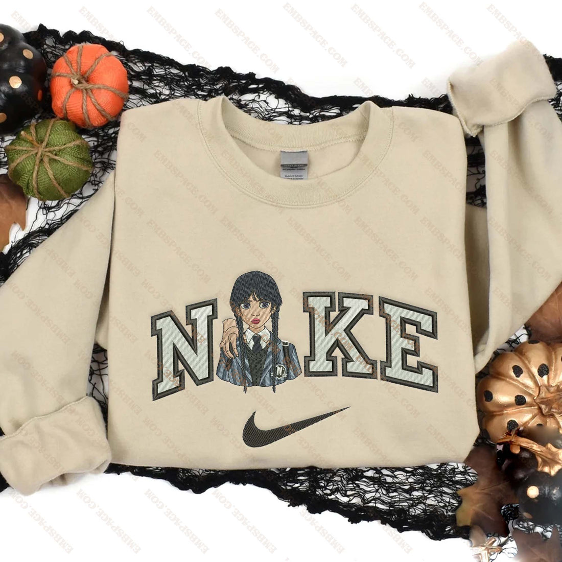 N Girl Carry Knife Character Halloween Embroidery Sweatshirt, Halloween Embroidery Sweatshirt HLW_M2097