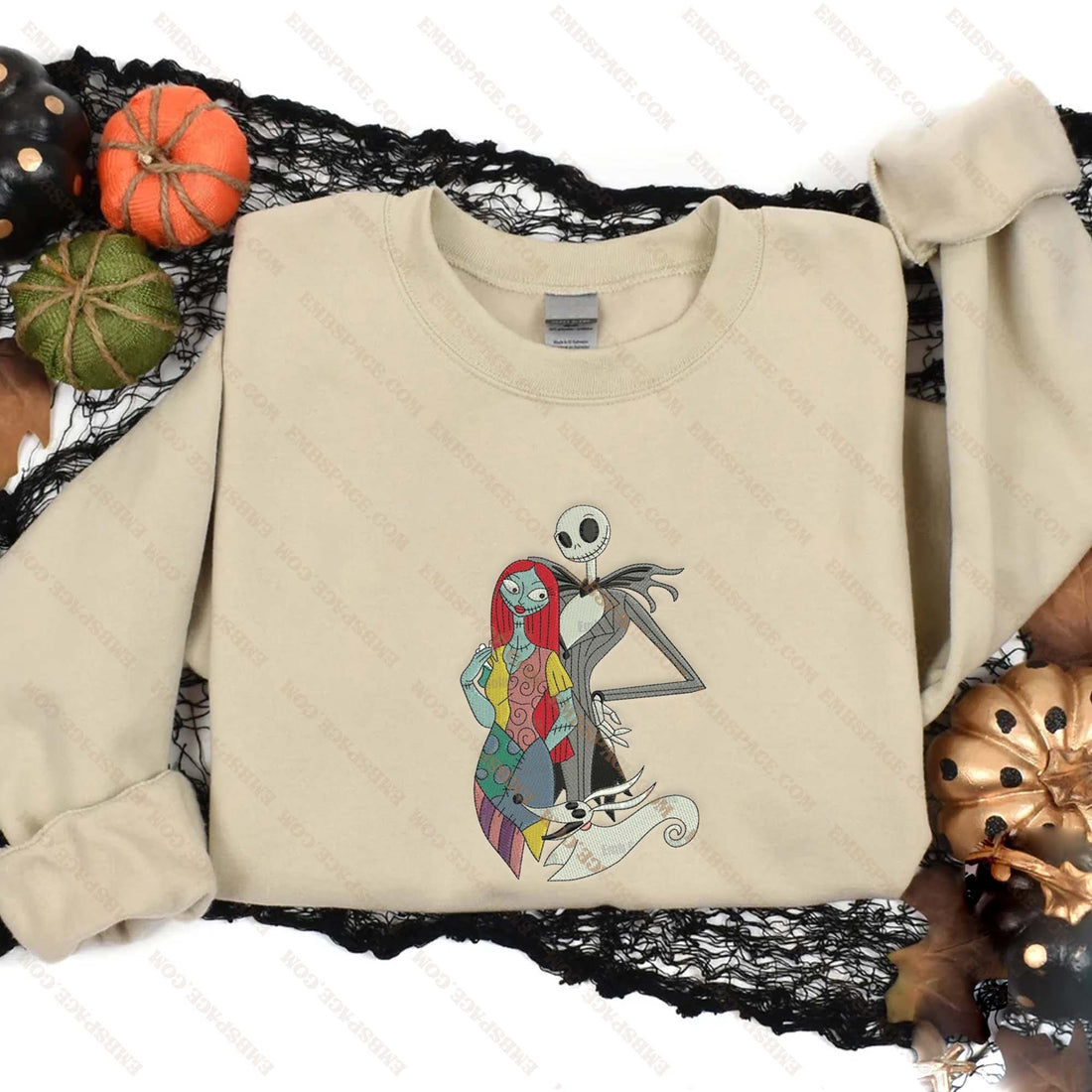 Cartoon Couple Horror Characters in The Bad Dream Embroidery Sweatshirt, Halloween Embroidery Sweatshirt HLW_M1930
