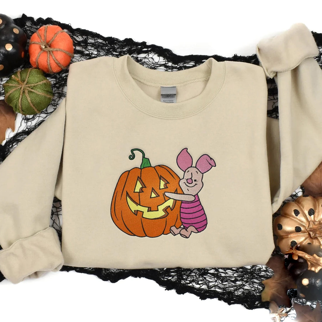 Pig with Pumpkin Halloween Sweatshirt, Halloween Embroidery Sweatshirt HLW_M651