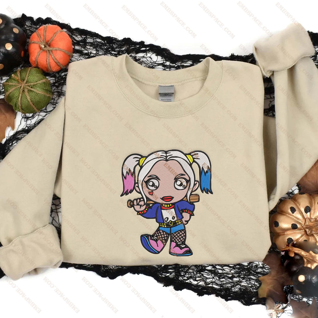 Queen Horror Character Halloween Embroidery Sweatshirt, Halloween Embroidery Sweatshirt HLW_M1810