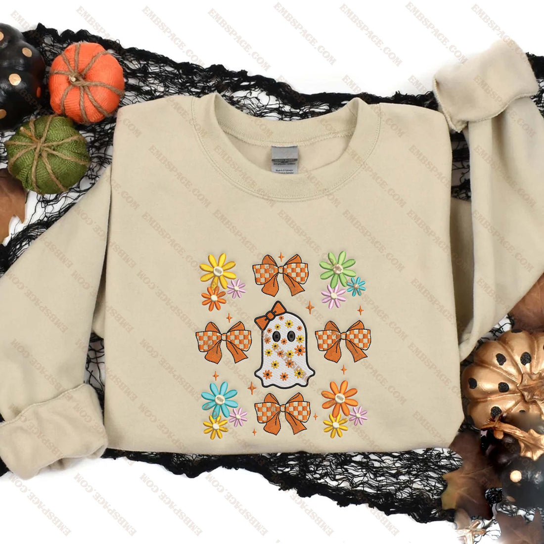 Halloween Cute Ghost Bow Tie Embroidery Sweatshirt, Halloween Embroidery Sweatshirt HLW_M1510