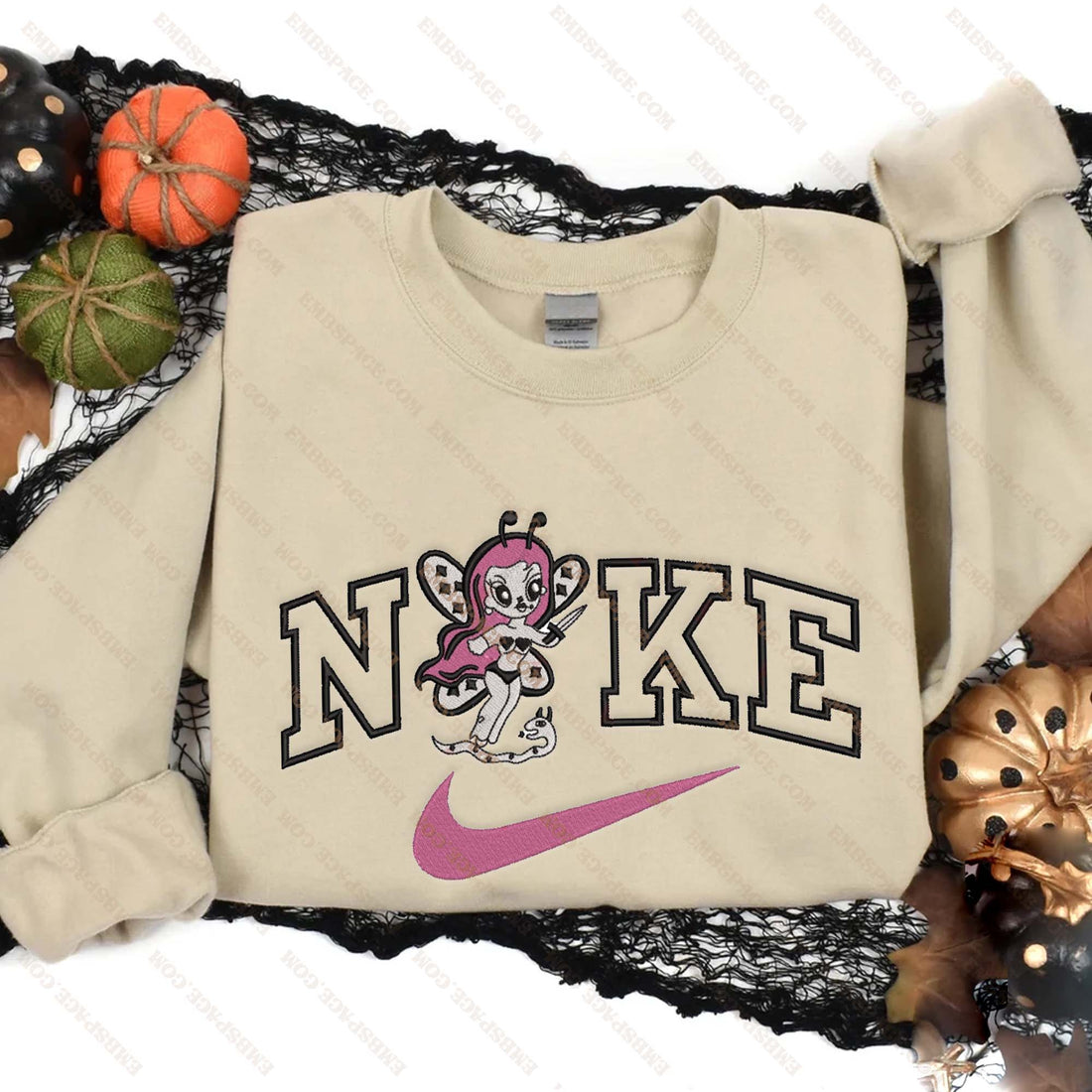 Pink Girl Carry Knife Halloween Embroidery Sweatshirt, Halloween Embroidery Sweatshirt HLW_M1829