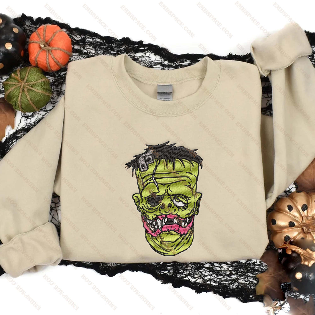 Green Head Creepy Halloween Embroidery Sweatshirt, Halloween Embroidery Sweatshirt HLW_M1807