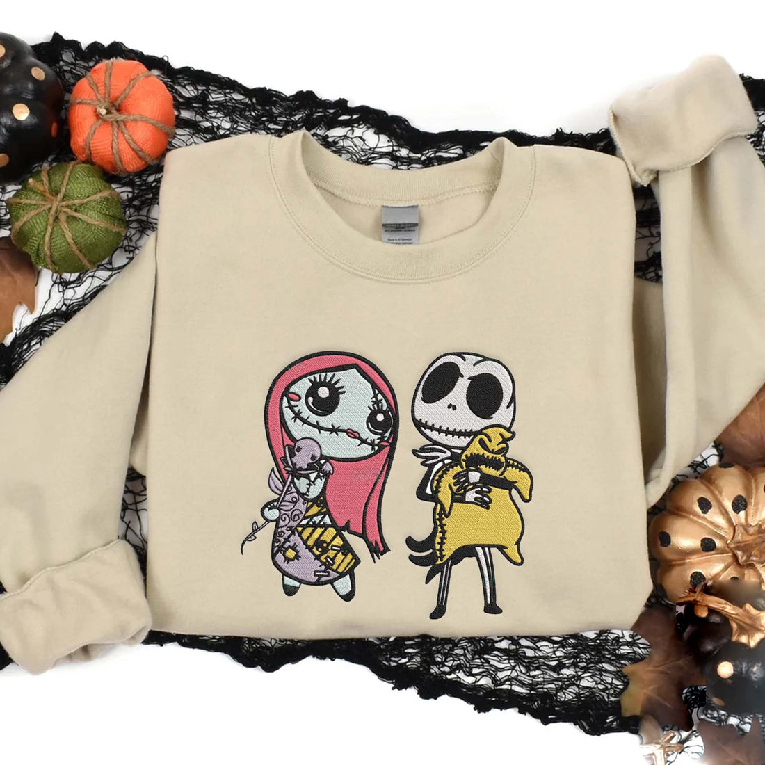Couple Horror in The Bad Dream Before Sweatshirt, Halloween Embroidery Sweatshirt HLW_M831
