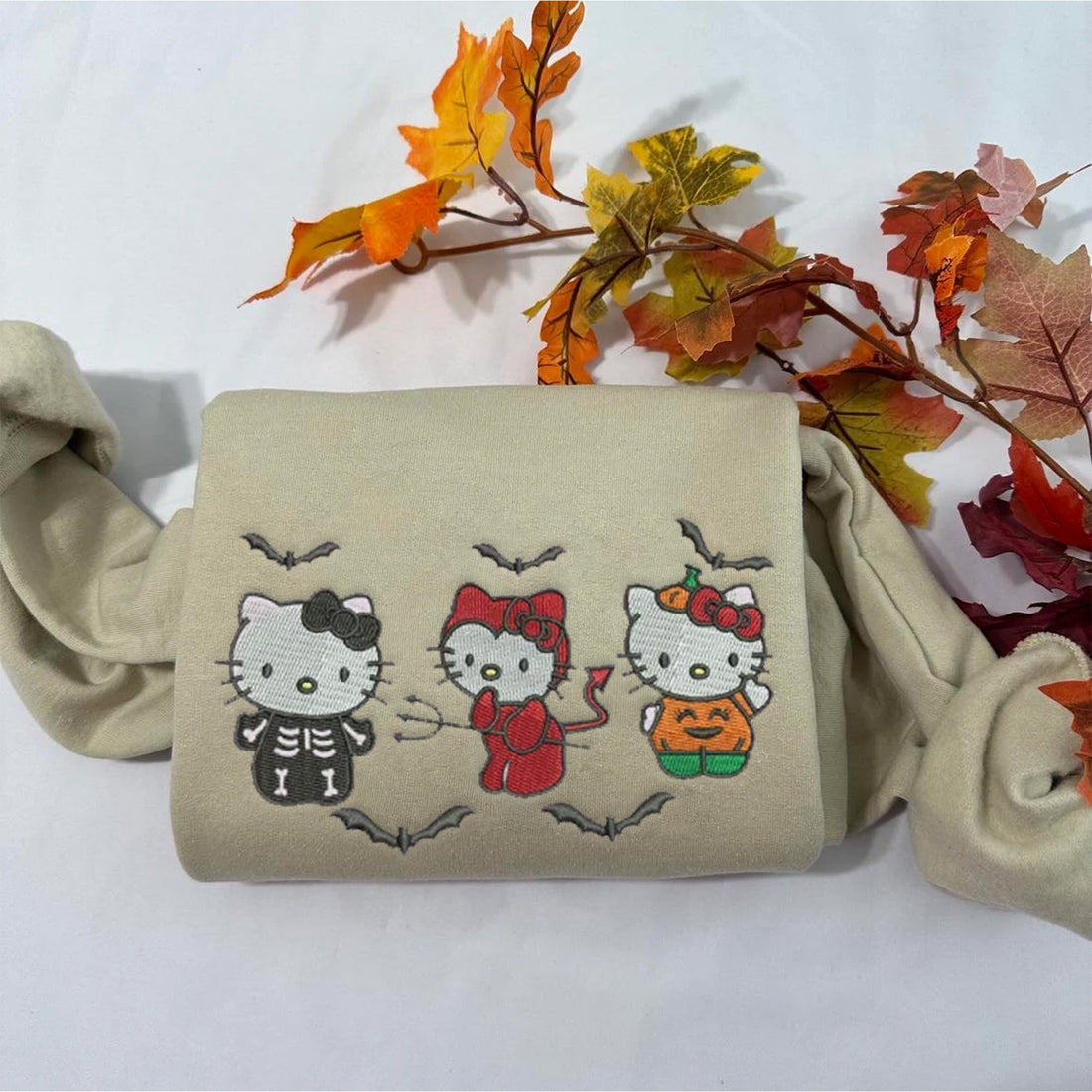 Three Cat Halloween Embroidery Sweatshirt, Halloween Embroidery Sweatshirt HLW_M242
