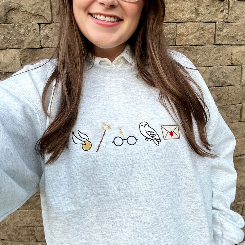 Embroidered Wizard Icons Crewneck Sweatshirt T_M130