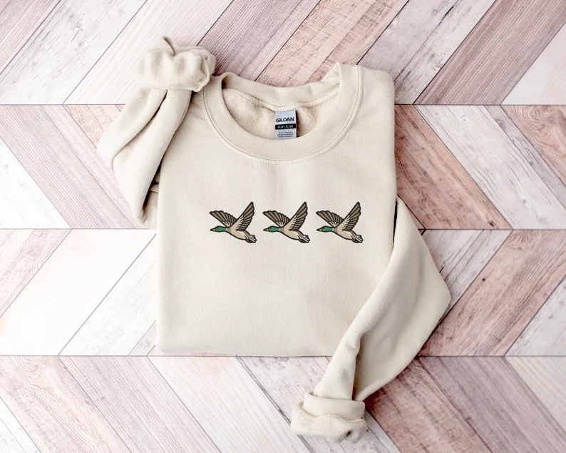 Embroidered Duck Sweatshirt T_M51