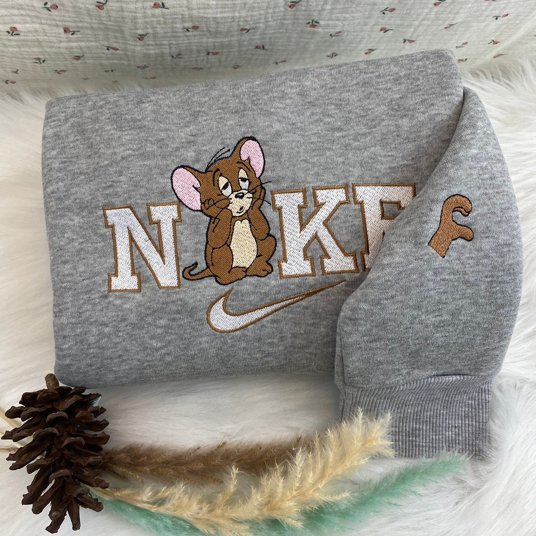 Cat And Mouse Sweatshirt, Cartoon Matching Embroidery Sweatshirt CU_N92