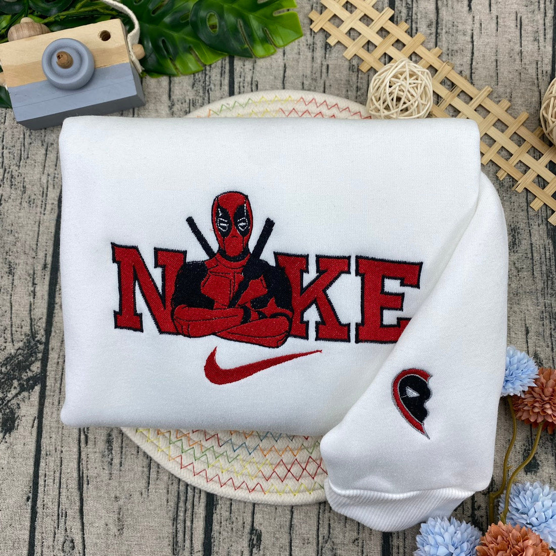 Superhero Embroidery Sweatshirt, Movie Embroidery Sweatshirt CU_N21
