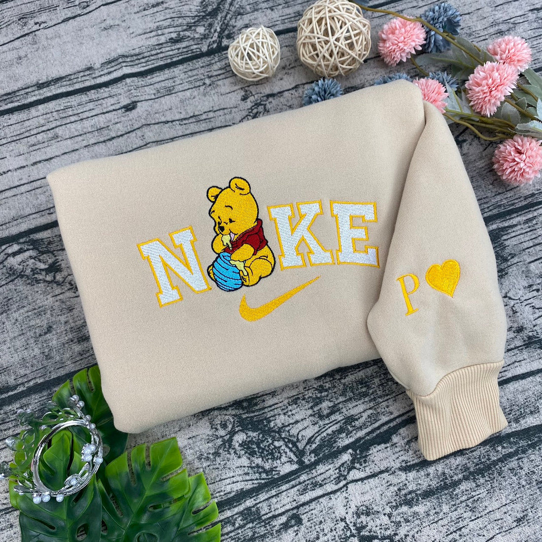 Yellow Bear Embroidery Sweatshirt, Cartoon Embroidery Sweatshirt CU_N58